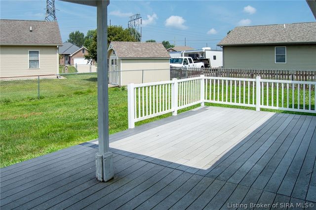 40 Country Manor Boulevard, Madison, IN 47250