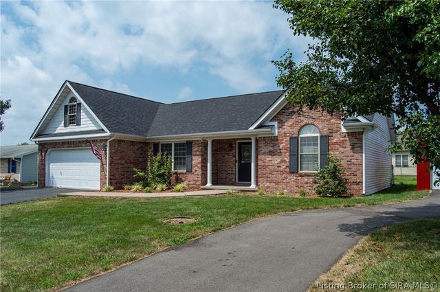 40 Country Manor Boulevard, Madison, IN 47250