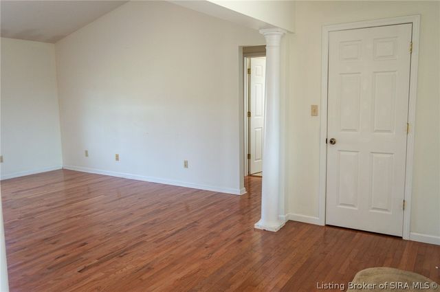 40 Country Manor Boulevard, Madison, IN 47250