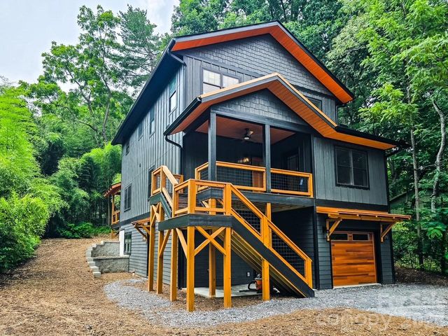 505 S Oconeechee Avenue, Black Mountain, NC 28711