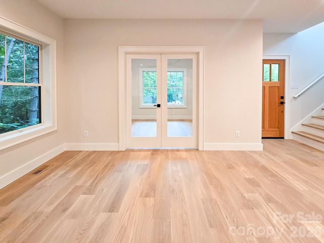 505 S Oconeechee Avenue, Black Mountain, NC 28711