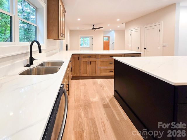 505 S Oconeechee Avenue, Black Mountain, NC 28711
