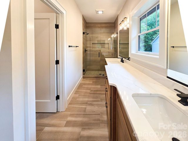 505 S Oconeechee Avenue, Black Mountain, NC 28711