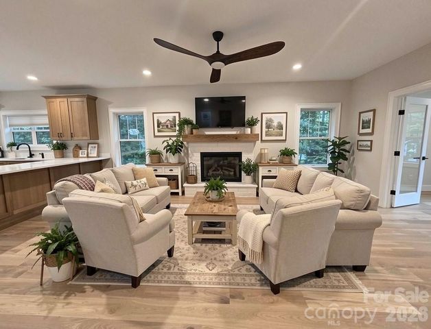 505 S Oconeechee Avenue, Black Mountain, NC 28711