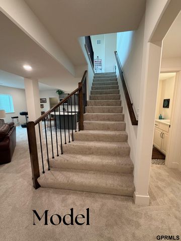 6708 S 200th Avenue, Gretna, NE 68135