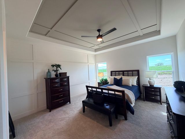 6708 S 200th Avenue, Gretna, NE 68135