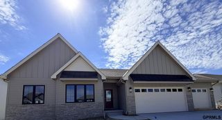 6708 S 200th Avenue, Gretna, NE 68135