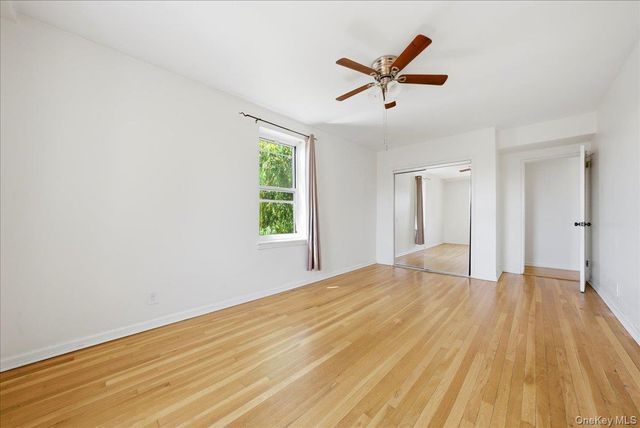 2080 Barnes Avenue Barnes Avenue 3B, Bronx, NY 10462