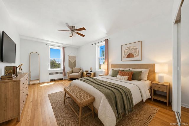 2080 Barnes Avenue Barnes Avenue 3B, Bronx, NY 10462