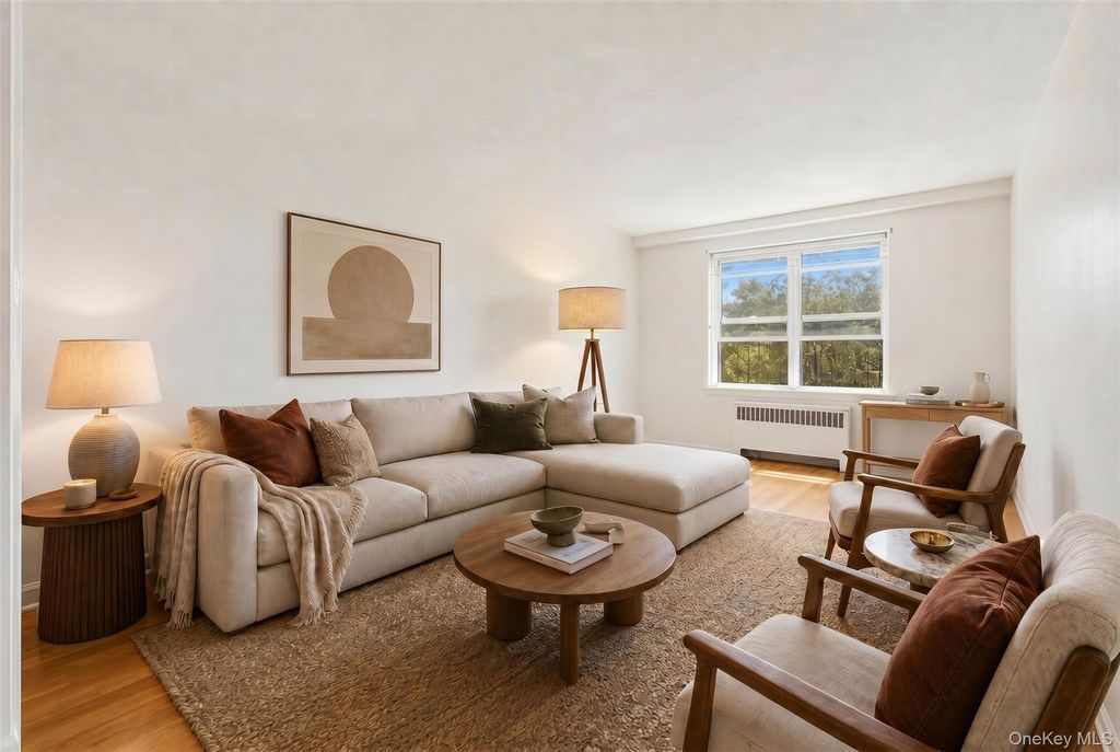 2080 Barnes Avenue Barnes Avenue 3B, Bronx, NY 10462