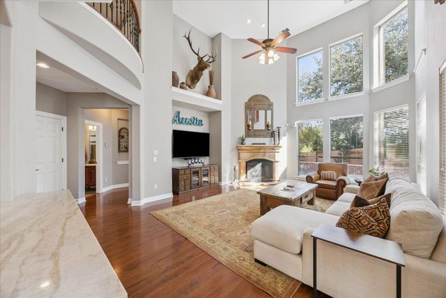 1804 Val Verde DR, Austin, TX 78732