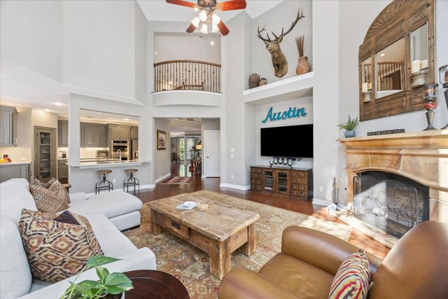 1804 Val Verde DR, Austin, TX 78732