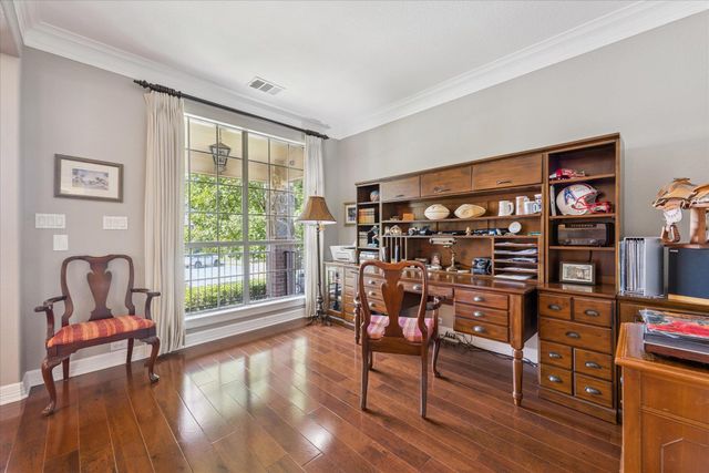 1804 Val Verde DR, Austin, TX 78732