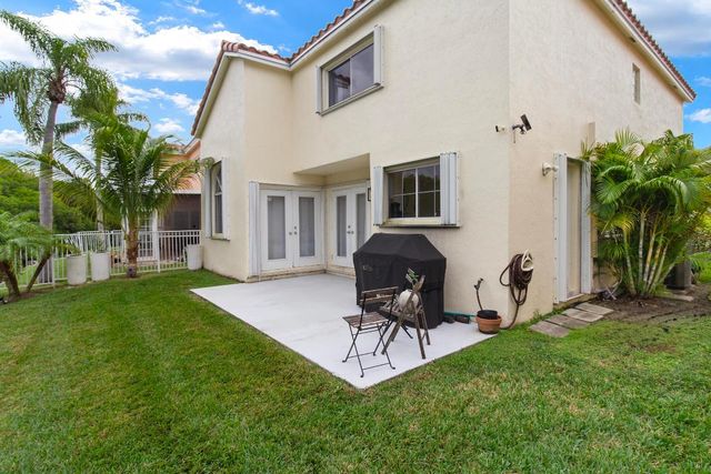 1045 SE 6th Avenue, Dania Beach, FL 33004