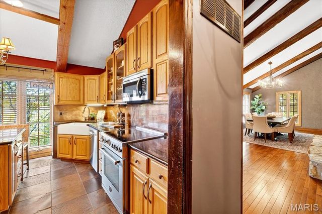 2925 Rocky Ridge Road, Wildwood, MO 63038