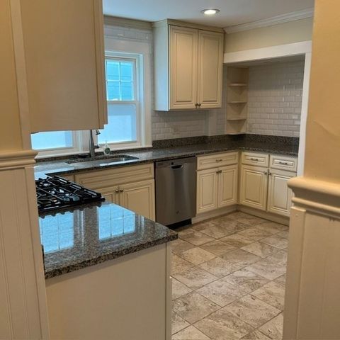 71 Palfrey Street 71, Watertown, MA 02472