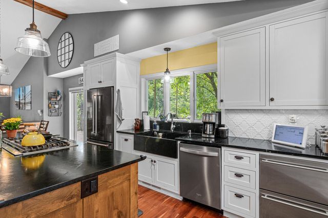 6560 White Oak Road, Lino Lakes, MN 55038