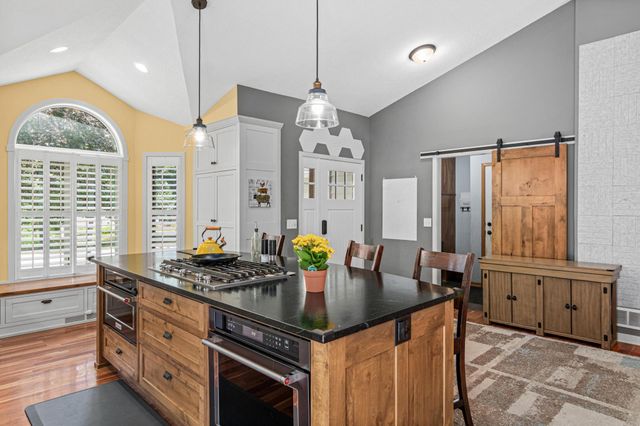 6560 White Oak Road, Lino Lakes, MN 55038