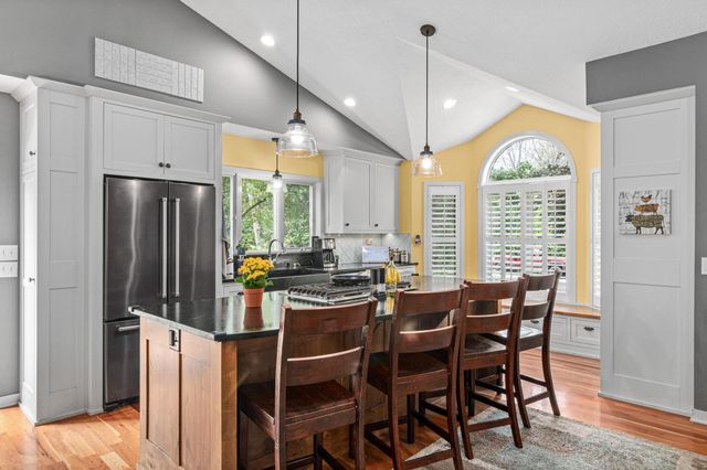 6560 White Oak Road, Lino Lakes, MN 55038
