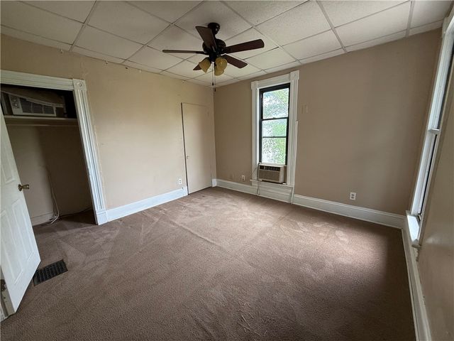 216 Center St, Slippery Rock Boro, PA 16057