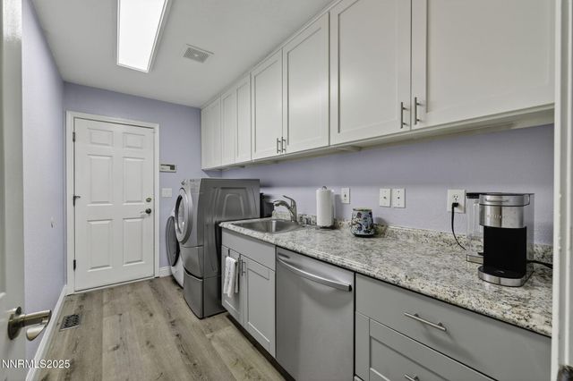 2850 Friar Rock Court, Sparks, NV 89436