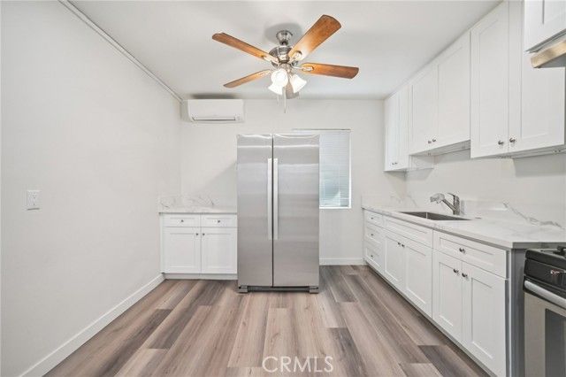 7745 Laurel Canyon Boulevard 1, North Hollywood (los Angeles), CA 91605