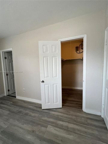 150 NE 59th Street, Miami, FL 33137