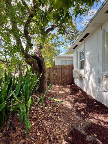 150 NE 59th Street, Miami, FL 33137