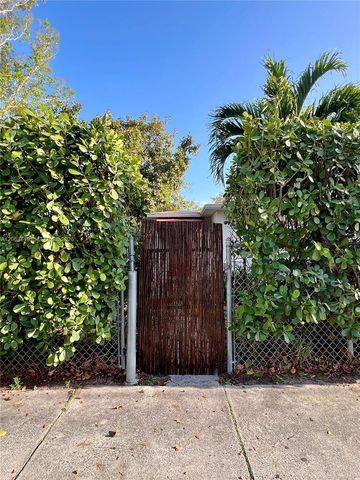 150 NE 59th Street, Miami, FL 33137