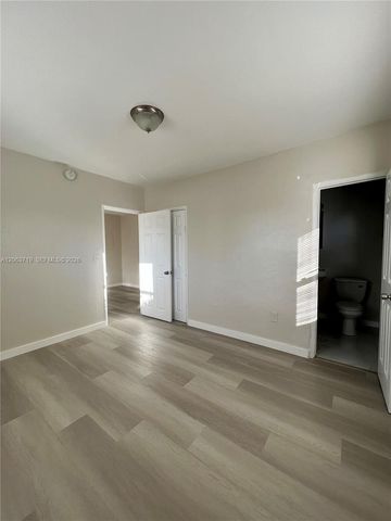 150 NE 59th Street, Miami, FL 33137