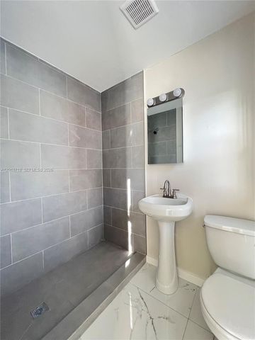 150 NE 59th Street, Miami, FL 33137