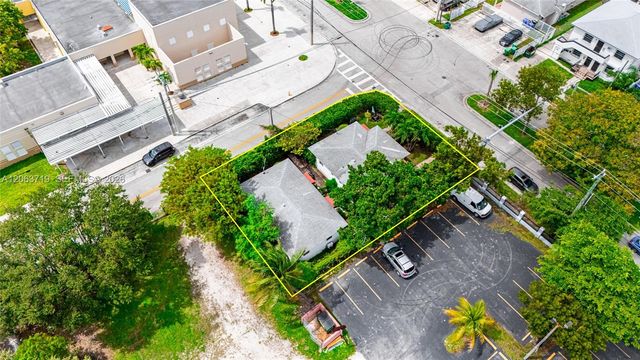 150 NE 59th Street, Miami, FL 33137