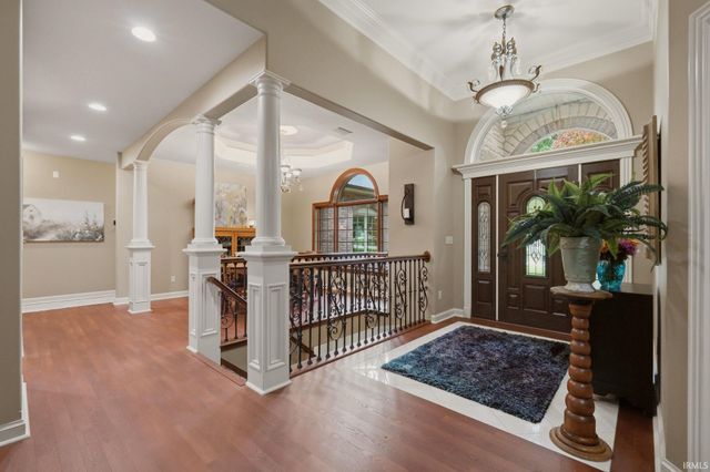 6327 Chase Creek Run, Fort Wayne, IN 46804