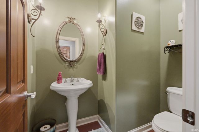 6327 Chase Creek Run, Fort Wayne, IN 46804