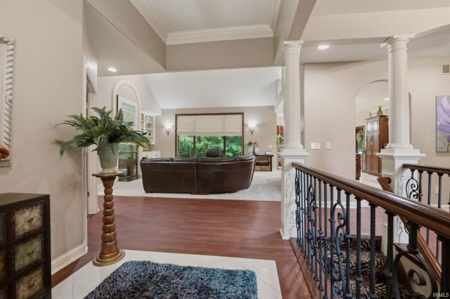 6327 Chase Creek Run, Fort Wayne, IN 46804