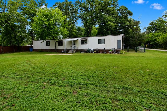 921 Crown Drive, Tool, TX 75143