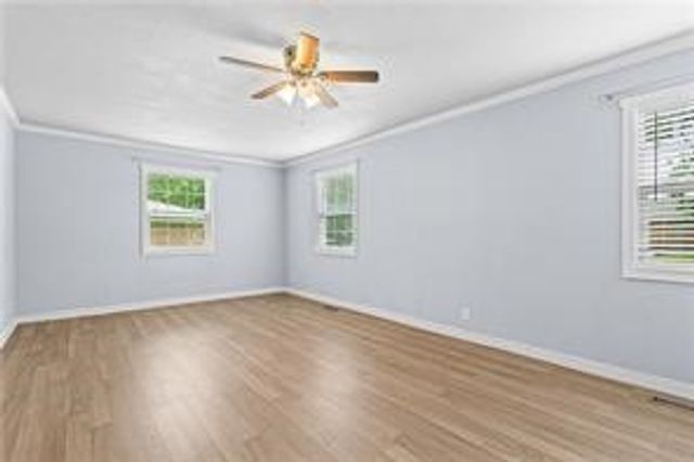 252 S Eastern Avenue, Gentry, AR 72734