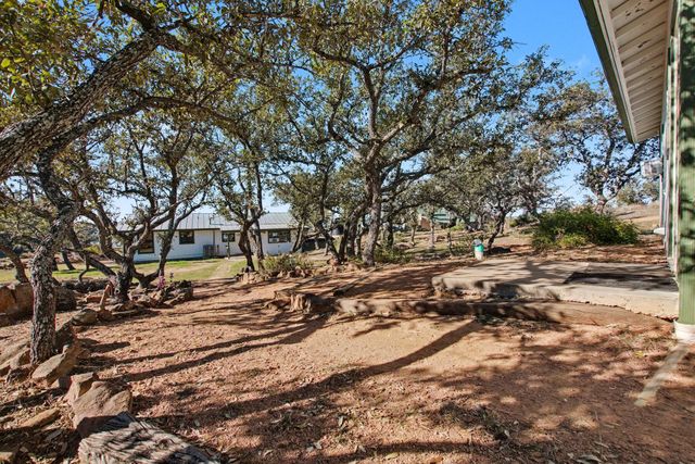 501 Bumpy Ridge DR, Burnet, TX 78611
