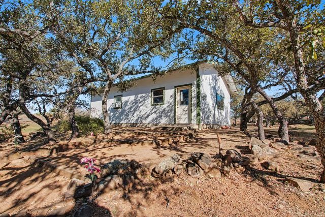 501 Bumpy Ridge DR, Burnet, TX 78611