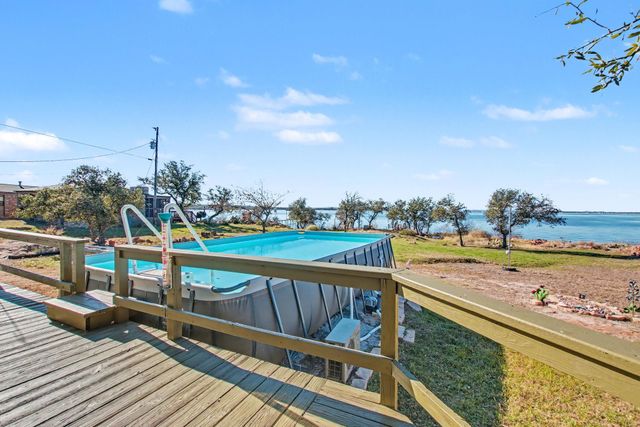 501 Bumpy Ridge DR, Burnet, TX 78611