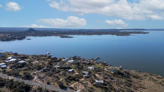 501 Bumpy Ridge DR, Burnet, TX 78611