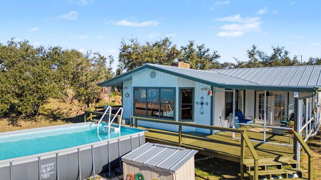 501 Bumpy Ridge DR, Burnet, TX 78611