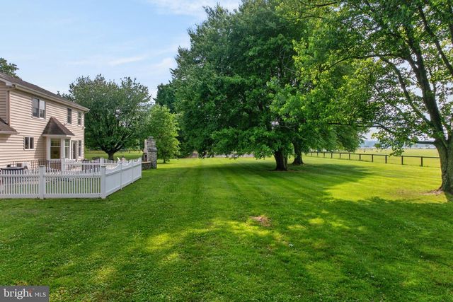 718 WHITEHALL BEACH RD, Annapolis, MD 21409