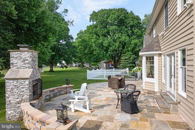 718 WHITEHALL BEACH RD, Annapolis, MD 21409