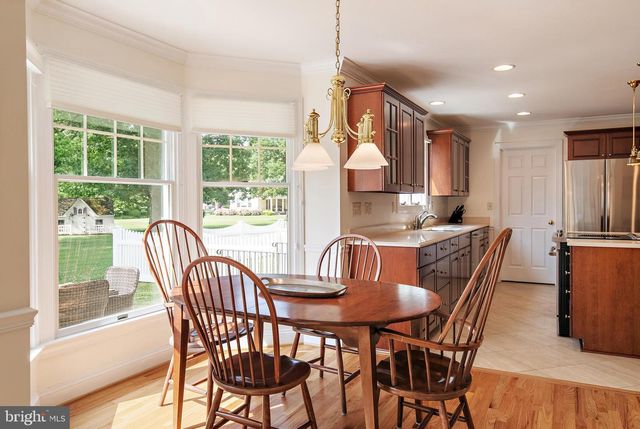 718 WHITEHALL BEACH RD, Annapolis, MD 21409