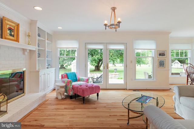 718 WHITEHALL BEACH RD, Annapolis, MD 21409