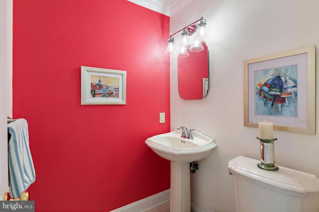 718 WHITEHALL BEACH RD, Annapolis, MD 21409