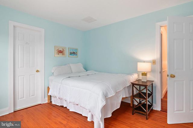 718 WHITEHALL BEACH RD, Annapolis, MD 21409