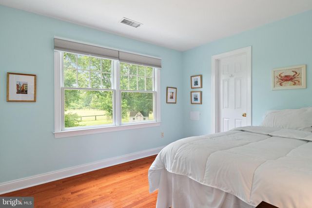 718 WHITEHALL BEACH RD, Annapolis, MD 21409
