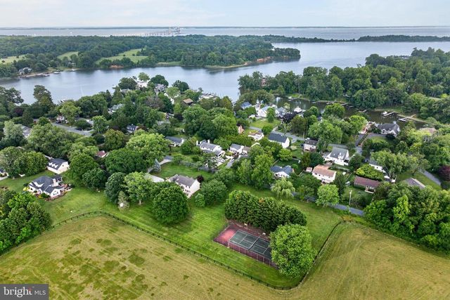 718 WHITEHALL BEACH RD, Annapolis, MD 21409